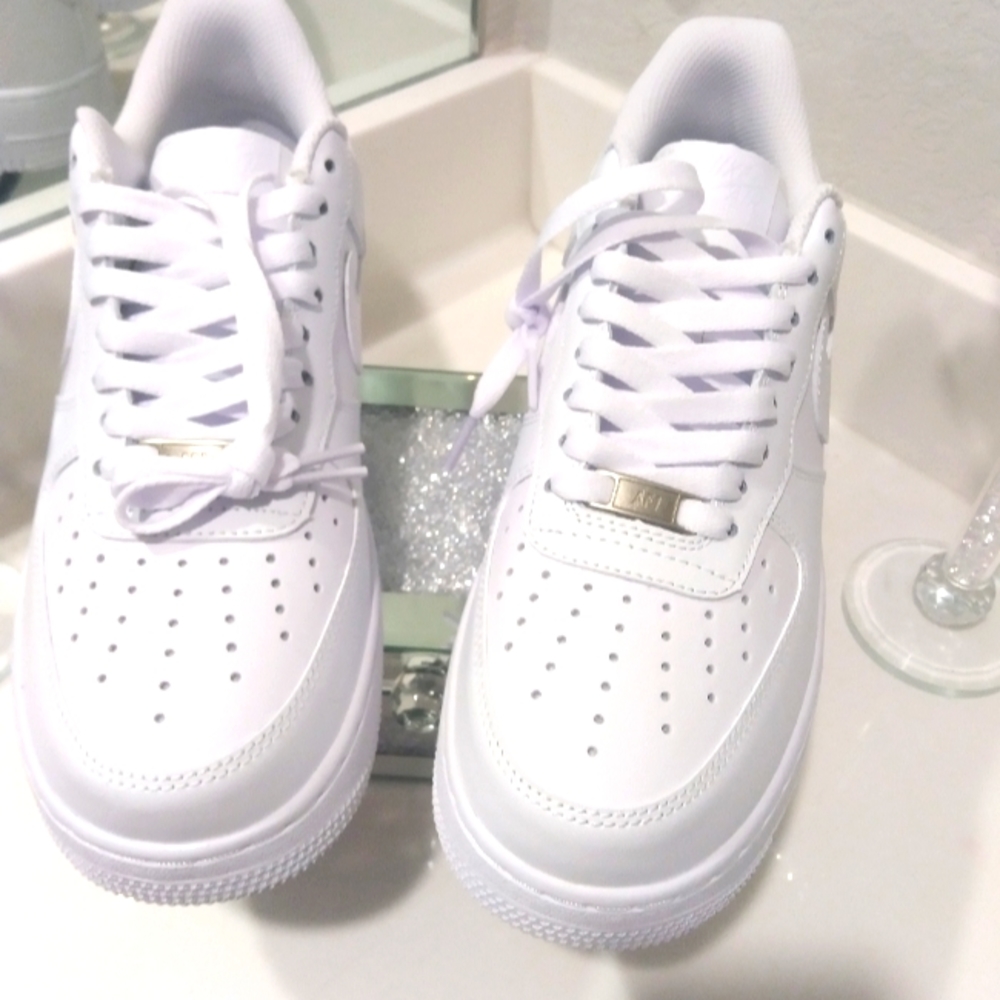 Nike Air Force 1 "White" Size 9